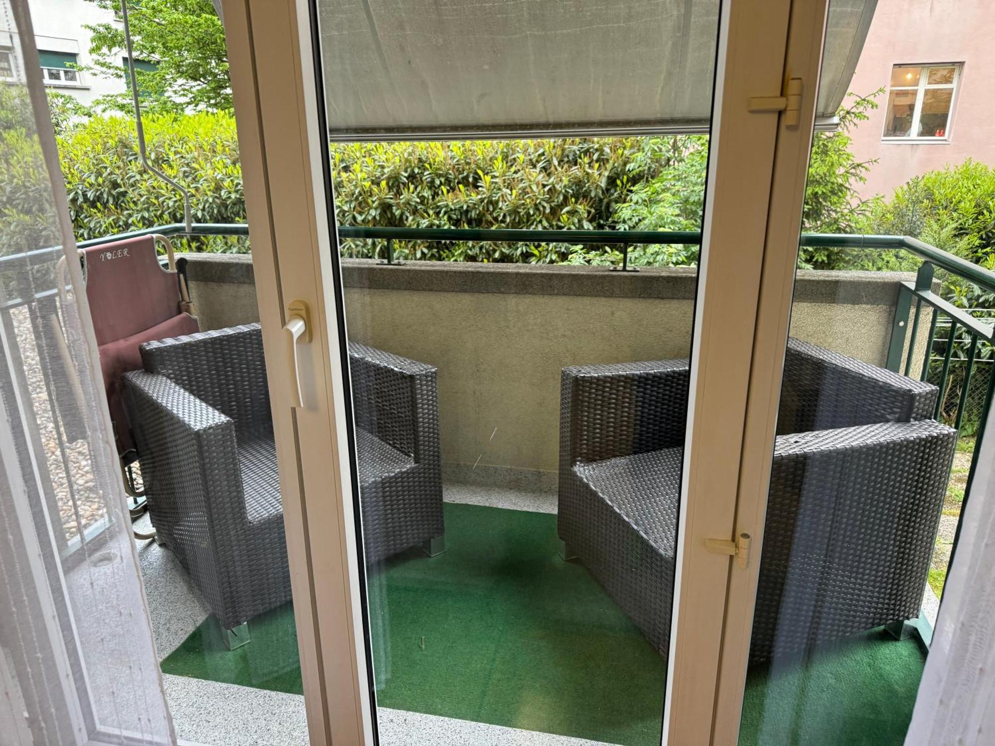 Apartahotel Confort Lausanne Eksteriør billede