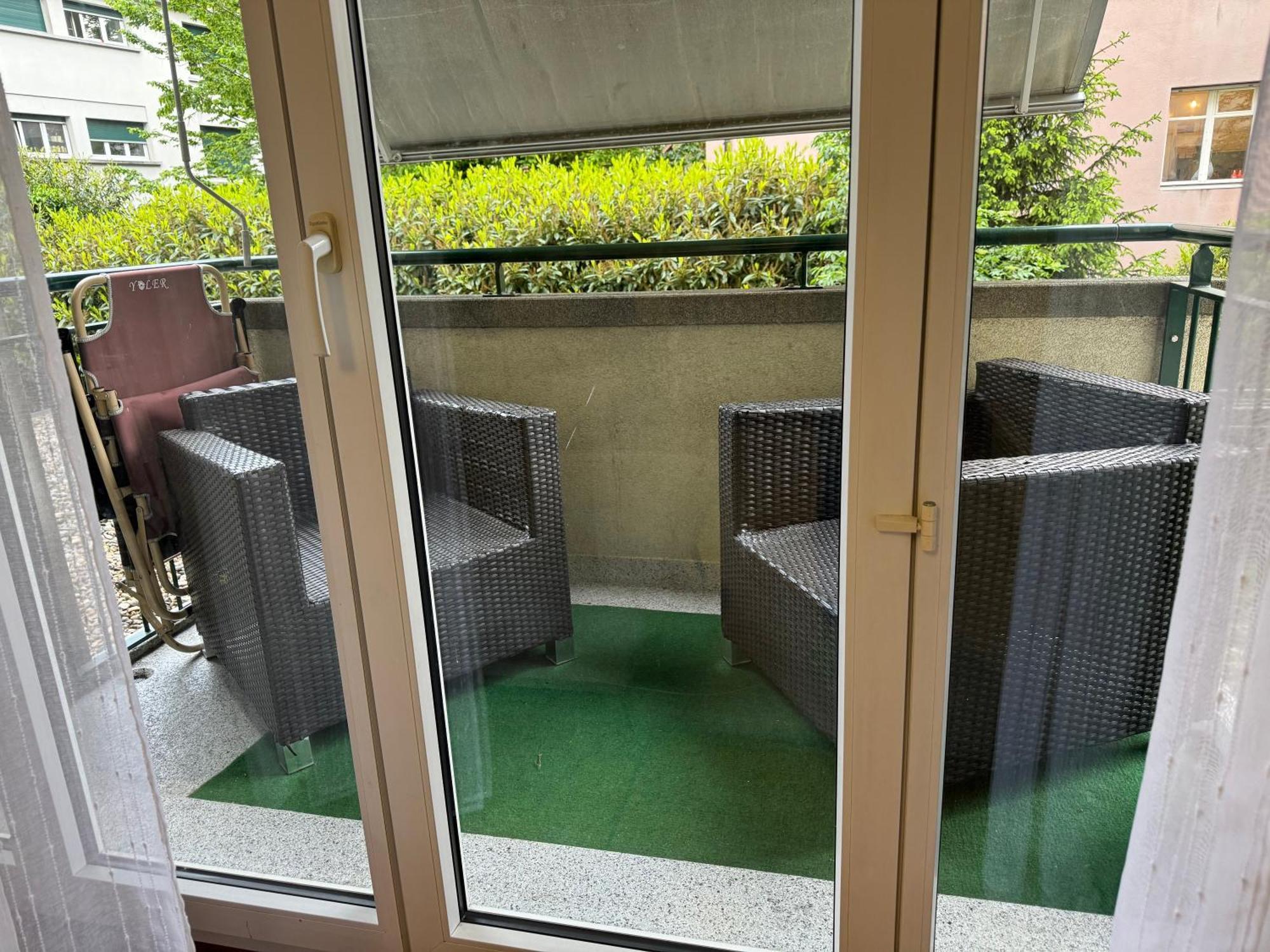 Apartahotel Confort Lausanne Eksteriør billede